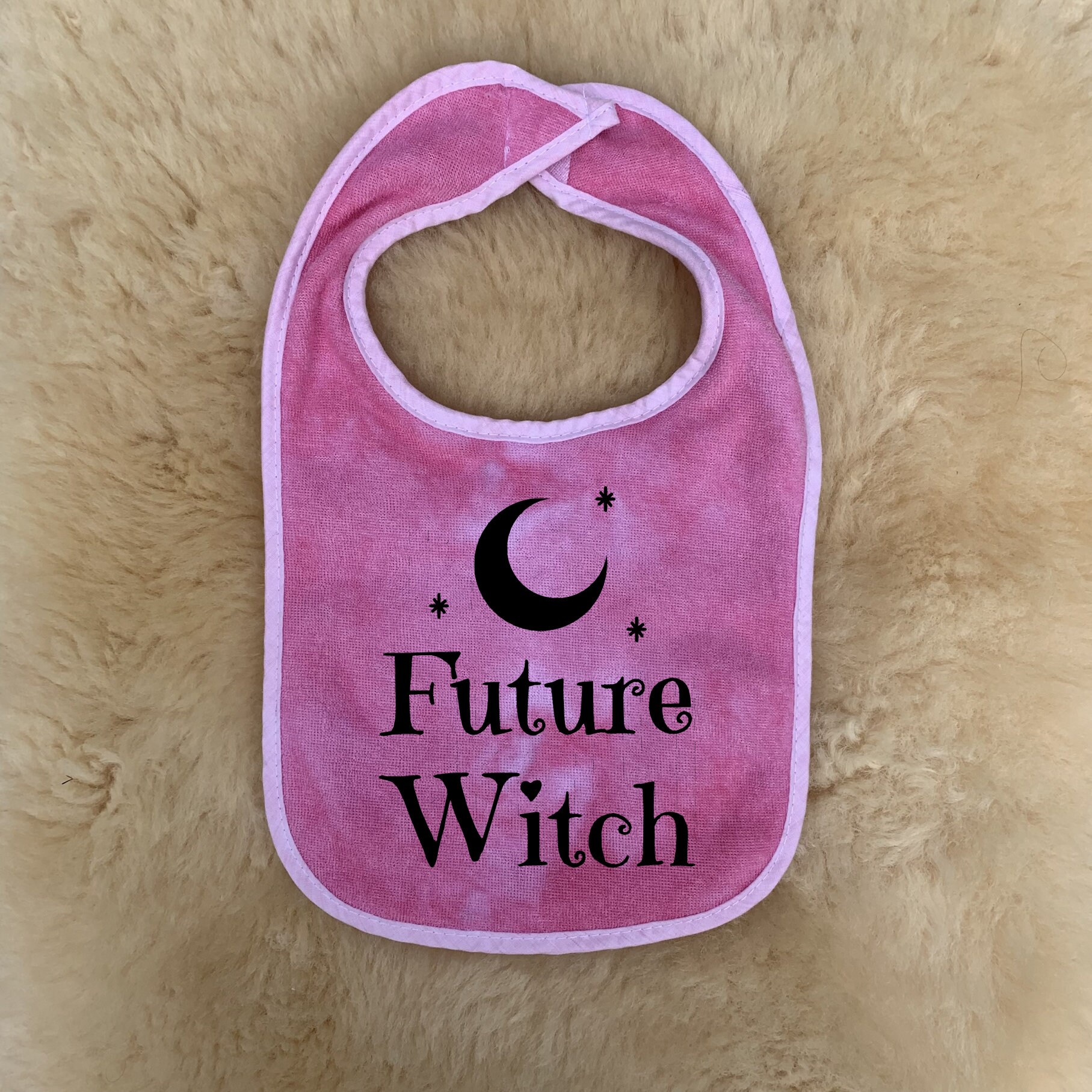 Future Witch Babylätzchen Von 101 Damnations Shop von 101DamnationsShop