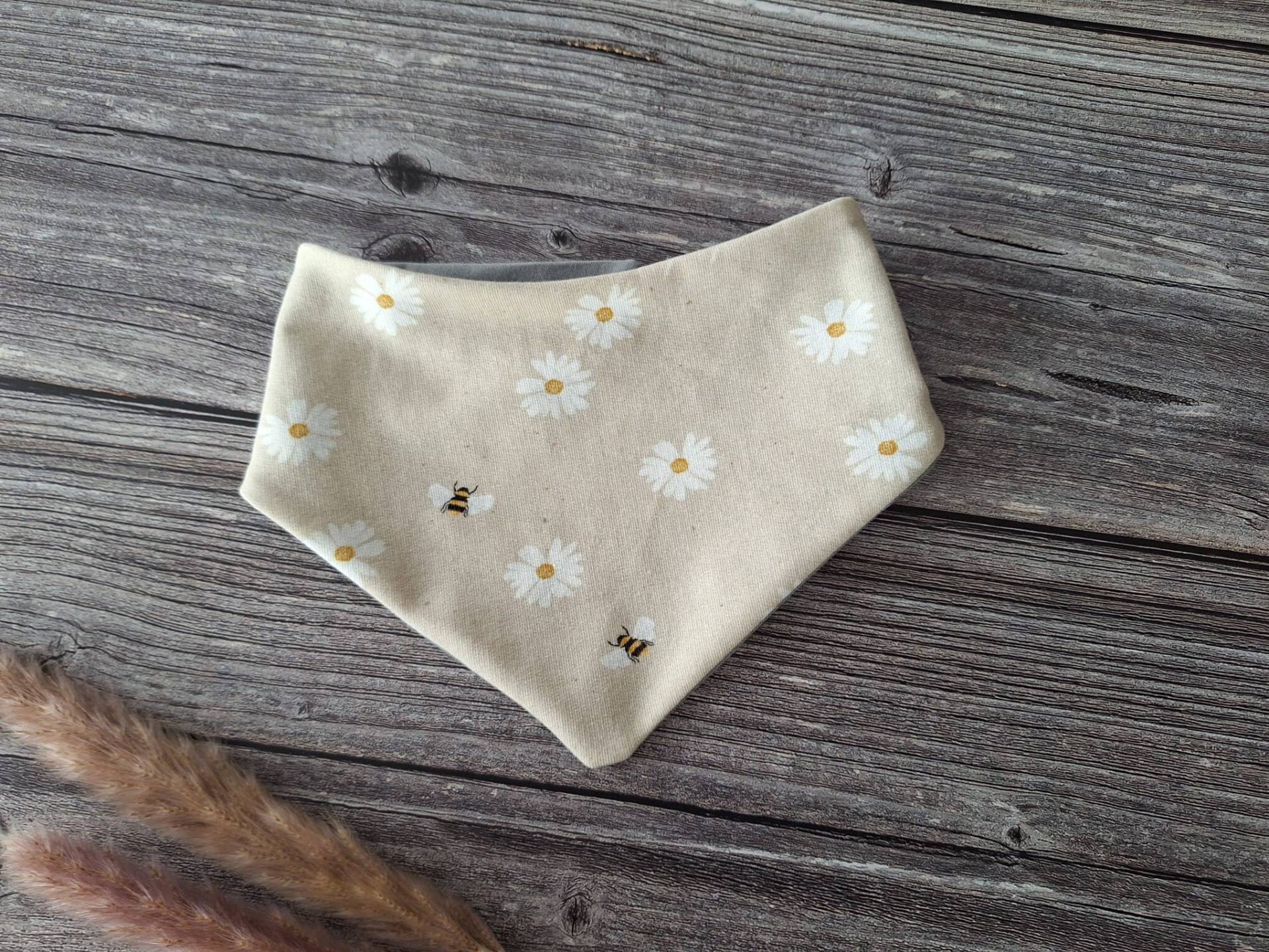 Baby Halstuch Lätzchen Bio-Baumwolle Gänseblümchen Bienen Blumen Frühling Mädchen Jungen Geburt Geschenk Taufe Taufgeschenk Geburtsgeschenk Baby Halstuch Lätzchen Bio-Baumwolle Gänseblümchen Bienen Blumen Frühling Mädchen Jungen Geburt Geschenk Taufe Taufgeschenk Geburtsgeschenk von 17Maschen