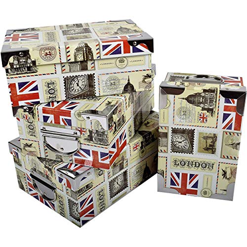 2J London, Satz von 4 bedruckten Pappschachteln aus Karton Dekor UK, England, London mit Metallwinkeln und Griffen. Größen: XL 29x20x11 cm - L 27x18x10,5 cm - M 25x16,5x10 cm - S 23x15x9 cm 2J London, Satz von 4 bedruckten Pappschachteln aus Karton Dekor UK, England, London mit Metallwinkeln und Griffen. Größen: XL 29x20x11 cm - L 27x18x10,5 cm - M 25x16,5x10 cm - S 23x15x9 cm von 2.J.