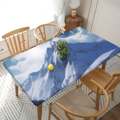 Rechteckige Tischdecke für Esstischschutz, Motiv: Schneeberge, bedruckt, elastische Kanten, faltenfreie Dekoration, Tischdecke, 152 x 76 cm Rechteckige Tischdecke für Esstischschutz, Motiv: Schneeberge, bedruckt, elastische Kanten, faltenfreie Dekoration, Tischdecke, 152 x 76 cm von AABSTBFM