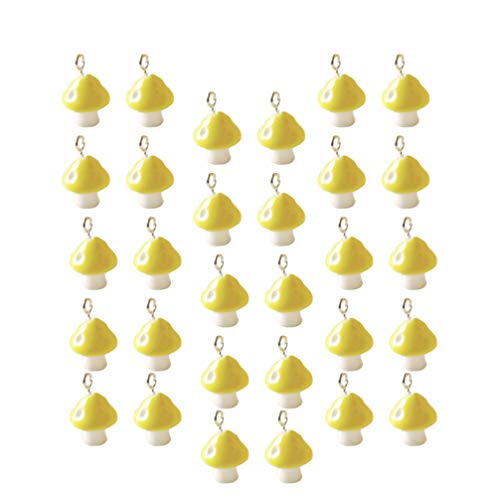 30 Stück Mini bunter Pilz-Anhänger Charms niedliche Miniatur-Perlen-Ornamente for Basteln (rot)(Yellow) von AEVQWEZNC