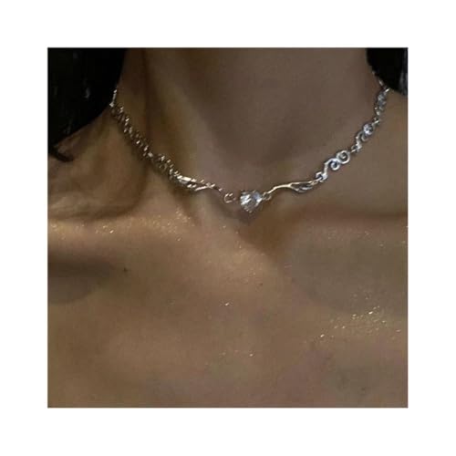 AILIUXIAOYAN Halskette Silberfarbene Irregualr-Halskette for Frauen und Mädchen, Liebesherz, Kristallkette, Halskette, Schmuck AILIUXIAOYAN Halskette Silberfarbene Irregualr-Halskette for Frauen und Mädchen, Liebesherz, Kristallkette, Halskette, Schmuck von AILIUXIAOYAN