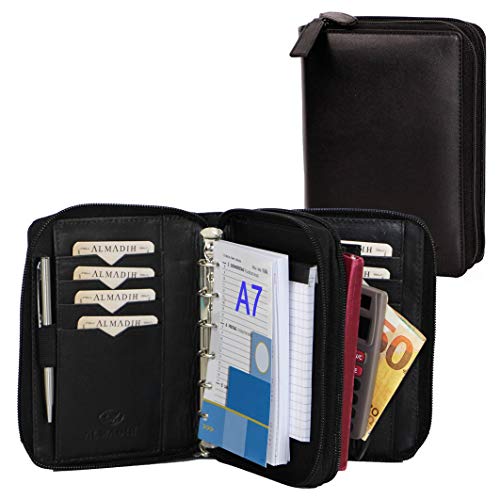 ALMADIH Leder A7 Kombimappe 2 Fächer mit Reißverschluss schwarz Kalender 2025 Notizblock Premium Rindsleder in Geschenkbox Ledermappe Schreibmappe Terminplaner Terminkalender Ringbuchmappe Mappe ALMADIH Leder A7 Kombimappe 2 Fächer mit Reißverschluss schwarz Kalender 2025 Notizblock Premium Rindsleder in Geschenkbox Ledermappe Schreibmappe Terminplaner Terminkalender Ringbuchmappe Mappe von ALMADIH
