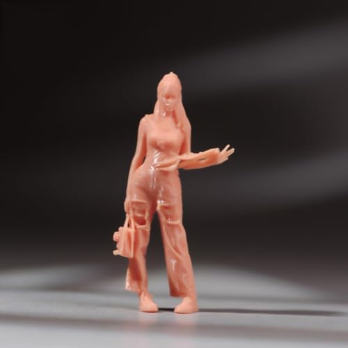 AMITD Adorable 1/18-1/87 Scale Girl Doll in Denim Overalls with Handbag Figurine, Miniature Street Jeans Jumpsuit Female in Playful Posture Figure (Unpainted, 1/87) von AMITD