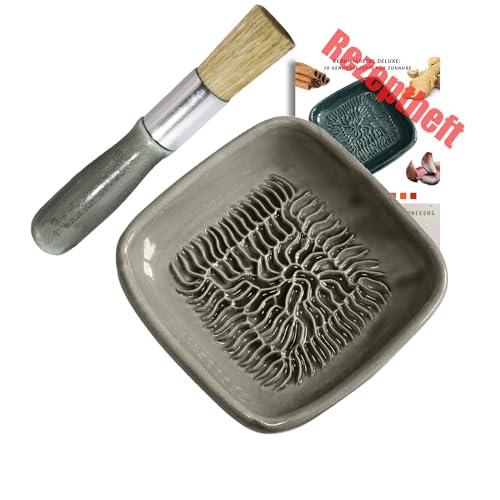 ANCKERAMIC® Ceramico Reibeteller & Backpinsel mit Naturborsten, Set aus Keramik für Knoblauch, Ingwer, Muskat, Handmade (Grau/Anthrazit) von ANCKERAMIC