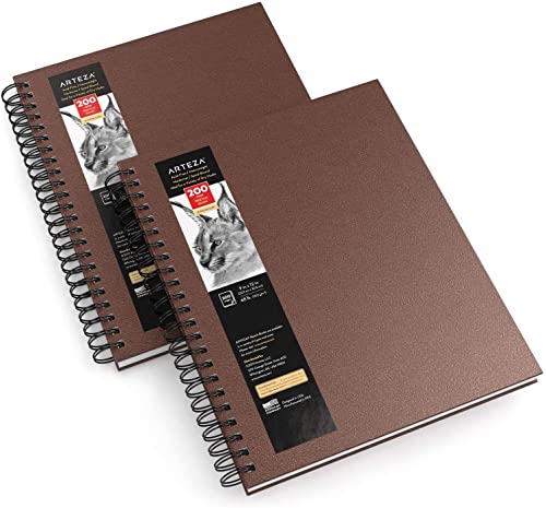 Arteza Skizzenbuch, 22,9 x 30,5 cm, 2er-Pack, brauner Zeichenblock, insgesamt 200 Blatt, 100 g/m², Hardcover-Skizzenbuch, Spiralbindung, Verwendung mit Bleistiften, Kohle, Stiften, Buntstiften und Arteza Skizzenbuch, 22,9 x 30,5 cm, 2er-Pack, brauner Zeichenblock, insgesamt 200 Blatt, 100 g/m², Hardcover-Skizzenbuch, Spiralbindung, Verwendung mit Bleistiften, Kohle, Stiften, Buntstiften und von ARTEZA
