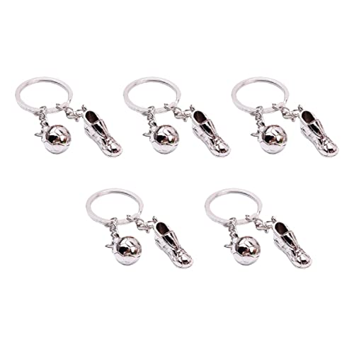 ARTSEWPLY 5 Stück Fußball Schlüsselanhänger mit Sneaker Design Robustes Silberfarbene Anhänger Fußballfan Sportliches Accessoire für Fans und Freunde von ARTSEWPLY