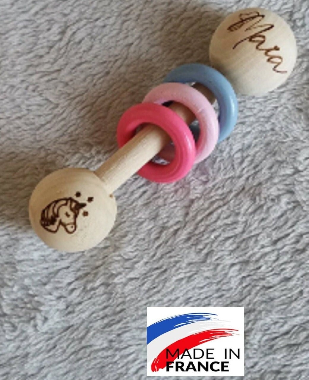 Personalisierte Holzrassel Mit Vornamen, Vornamengeschenk Für Baby, Ideal Zur Geburt, Taufe. Bieten Sie Ein Spielzeug An, Das Sowohl Lehrreich Als Personalisierte Holzrassel Mit Vornamen, Vornamengeschenk Für Baby, Ideal Zur Geburt, Taufe. Bieten Sie Ein Spielzeug An, Das Sowohl Lehrreich Als von ATOUT3D
