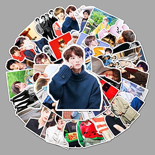 AUCEKO 50 Stück BTS Aufkleber Pack Kpop BTS Sticker Set wasserdichte Vinyl Sticker für Laptop Kinder Autos Motorrad Fahrrad Skateboard Gepäck Koffer Computer Aufkleber Graffiti Decal AUCEKO 50 Stück BTS Aufkleber Pack Kpop BTS Sticker Set wasserdichte Vinyl Sticker für Laptop Kinder Autos Motorrad Fahrrad Skateboard Gepäck Koffer Computer Aufkleber Graffiti Decal von AUCEKO