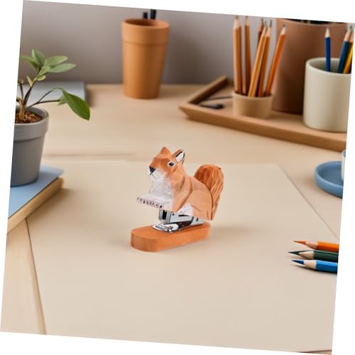 AUTSUPPL 2 Stück Hölzerner Eichhörnchen lustiger Hefter Handgehaltes Hefter kleiner Mini Büromaterial für Tiere für den Schreibtisch Heftgeräte für Tiere Metall Braun von AUTSUPPL