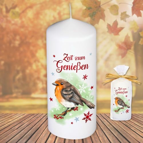 Motivkerze Tiere Stumpenkerze – Zeit zum Genießen, Rotkehlchen - Kerze in Geschenkverpackung mit Schleife | moderne Motive Herbstmotiv Wintermotiv auf Tattoofolie Schiebefolie Motivkerze Tiere Stumpenkerze – Zeit zum Genießen, Rotkehlchen - Kerze in Geschenkverpackung mit Schleife | moderne Motive Herbstmotiv Wintermotiv auf Tattoofolie Schiebefolie von AV Andrea Verlag