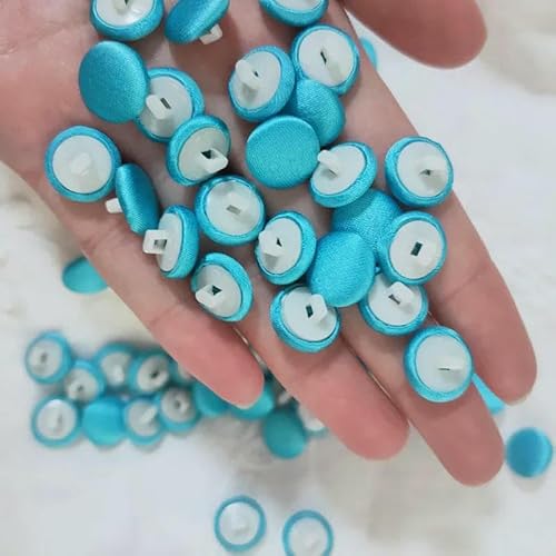 50 Stück/Los Bunte Satin-Stoffknöpfe für Hochzeitskleider, Rückenmantel, Hemd, DIY-Kleidungsdekoration (1 m Schnallenseil in gleicher Farbe senden) - Blau - Durchmesser 1,1 cm von AYHTUD