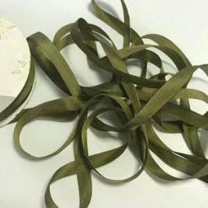 7 mm Seidenband, 100% natürliche Seide, Satin-Taftband, einfarbig für Stickmuster, 109–50 m 7 mm Seidenband, 100% natürliche Seide, Satin-Taftband, einfarbig für Stickmuster, 109–50 m von AYHTUD