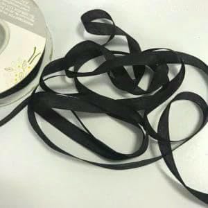 7 mm Seidenband, 100% natürliche Seide, Satin-Taftband, einfarbig für Stickmuster, 111–10 m 7 mm Seidenband, 100% natürliche Seide, Satin-Taftband, einfarbig für Stickmuster, 111–10 m von AYHTUD
