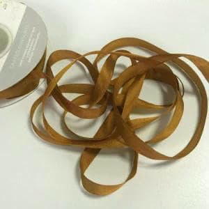 7 mm Seidenband, 100% natürliche Seide, Satin-Taftband, einfarbig für Stickmuster, 117–100 m 7 mm Seidenband, 100% natürliche Seide, Satin-Taftband, einfarbig für Stickmuster, 117–100 m von AYHTUD