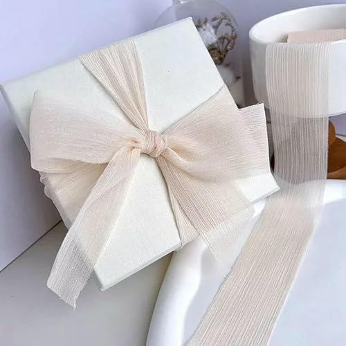 cintas de tela Silbernes funkelndes Garnband Chiffon Hochzeit Faltennetz Helle Seidenfaltenbox Blumenbündelverpackung-22-5 Meter cintas de tela Silbernes funkelndes Garnband Chiffon Hochzeit Faltennetz Helle Seidenfaltenbox Blumenbündelverpackung-22-5 Meter von AYHTUD