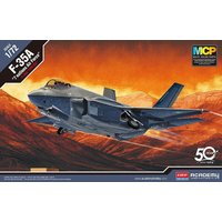 F-35A Seven Nation Air Force von Academy Plastic Model