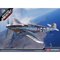 F8F-1/2 USS Tarawa von Academy Plastic Model