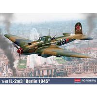 Il-2M3 Berlin 1945 von Academy Plastic Model