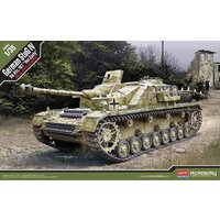 StuG IV Sd.Kfz. 167 early von Academy Plastic Model