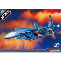 Su-27 Flanker B von Academy Plastic Model