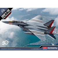 USAF F-15E 75 Jahre D-Day von Academy Plastic Model