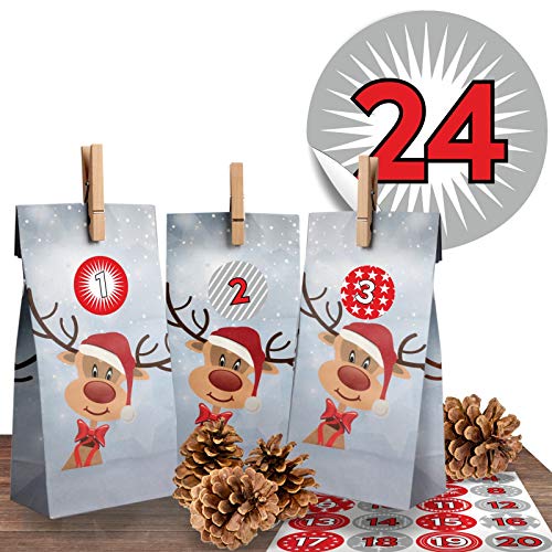 Adventskalender Bastelset (DIY) RUDOLPH RENTIER für Kinder (Jungen und Mädchen) aus 24 weihnachtlichen Papiertüten mit Aufklebern und Holzklammern von Adventino