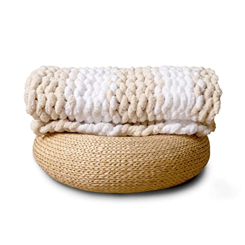 Adyrescia Grobstrickdecke, 100% handgestrickt, mit Jumbo-Chenille-Garn (127 x 152,4 cm, Hellbeige und weiße Streifen) von Adyrescia