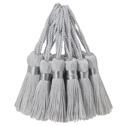 30 Stück Mini Seidige Quasten Anhänger Basteln Klein Stoff Hängend Zubehör für DIY Lesezeichen Frau Schmuck Schlüssel Kett Tasch Vorhang Personalisiert Hochzeit Geschenk Deko (Silber Grau) von AebDerp