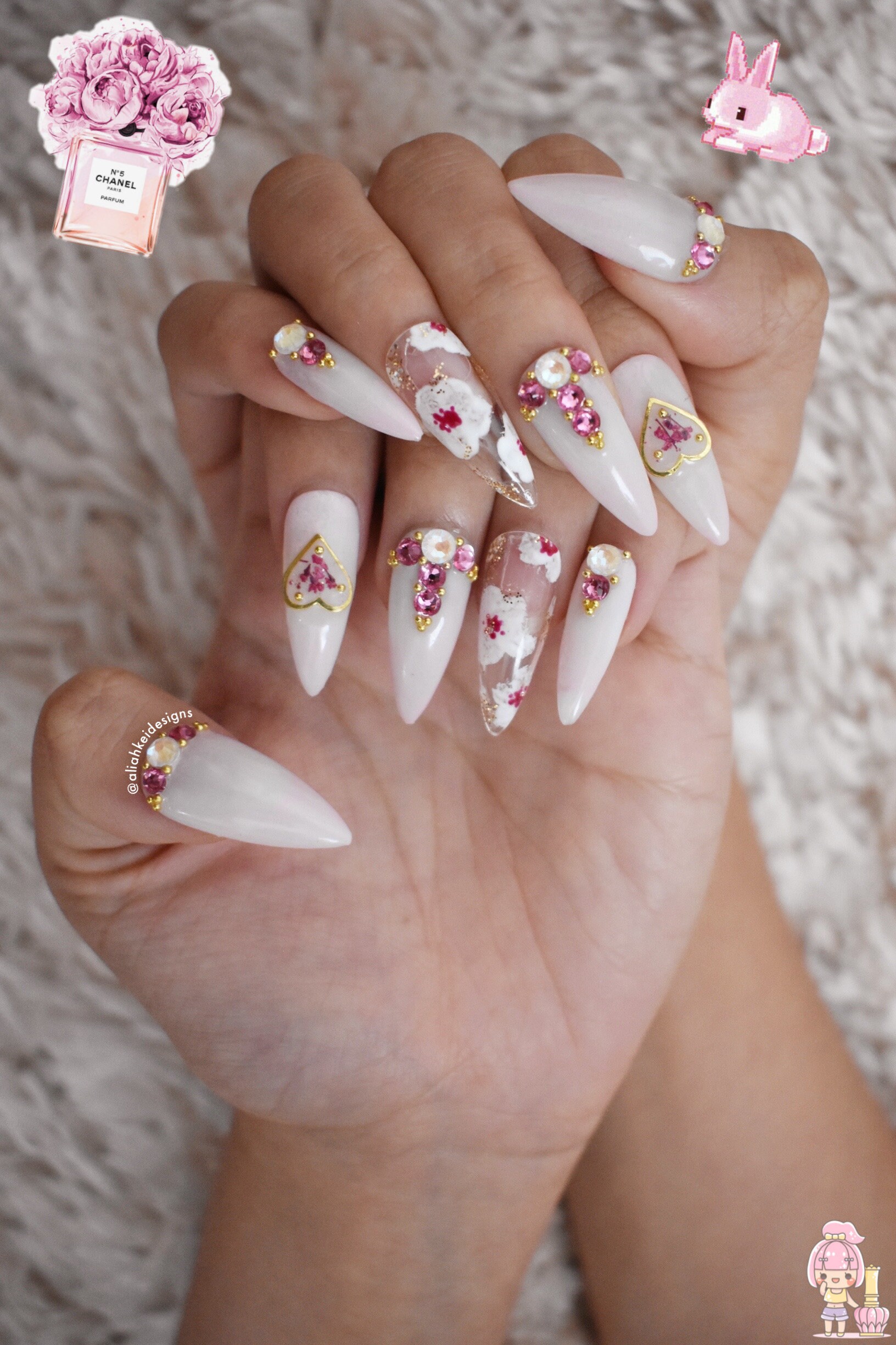 Blush Pastell Rosa Blumen Press On Nails | Kawaii Nägel Süße Prinzessinnennägel Künstliche Stiletto-Nägel Swarovski-Nägel von AliahKeiDesigns