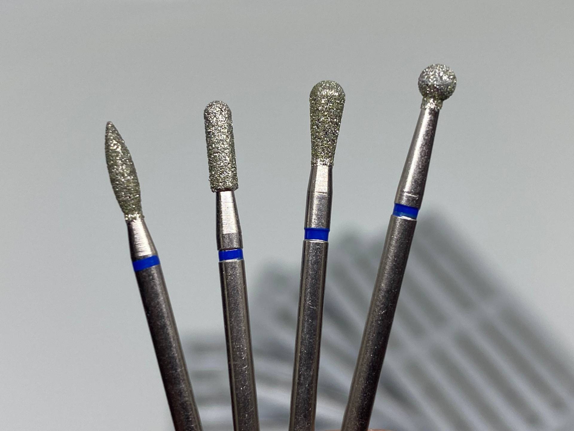 4Er Set Hochwertige Diamant Nagelfeile Bohrer, Professionelle Diamantfräser, Maniküre/Pediküre Nagel Hergestellt in Russland 4Er Set Hochwertige Diamant Nagelfeile Bohrer, Professionelle Diamantfräser, Maniküre/Pediküre Nagel Hergestellt in Russland von AllJewelry4You