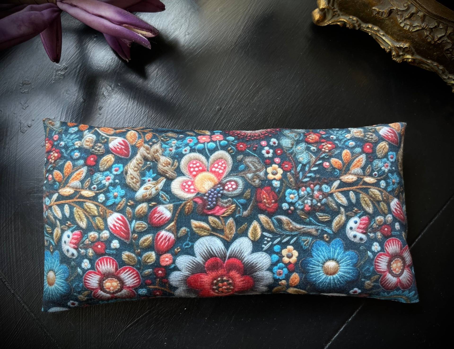 Yoga Augenkissen Schöne Blumen, Blau, Bio-Leinsamen, Bio-Lavendel, Waschbar Entspannung, Meditation, Reise, Relax, Schlaf, Wellness, Kühlkissen Yoga Augenkissen Schöne Blumen, Blau, Bio-Leinsamen, Bio-Lavendel, Waschbar Entspannung, Meditation, Reise, Relax, Schlaf, Wellness, Kühlkissen von Alrunalovelace