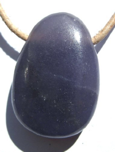 1 Stück Trommelstein gebohrt Lepidolith 3 cm mit Lederband 1 Stück Trommelstein gebohrt Lepidolith 3 cm mit Lederband von Amaryllis