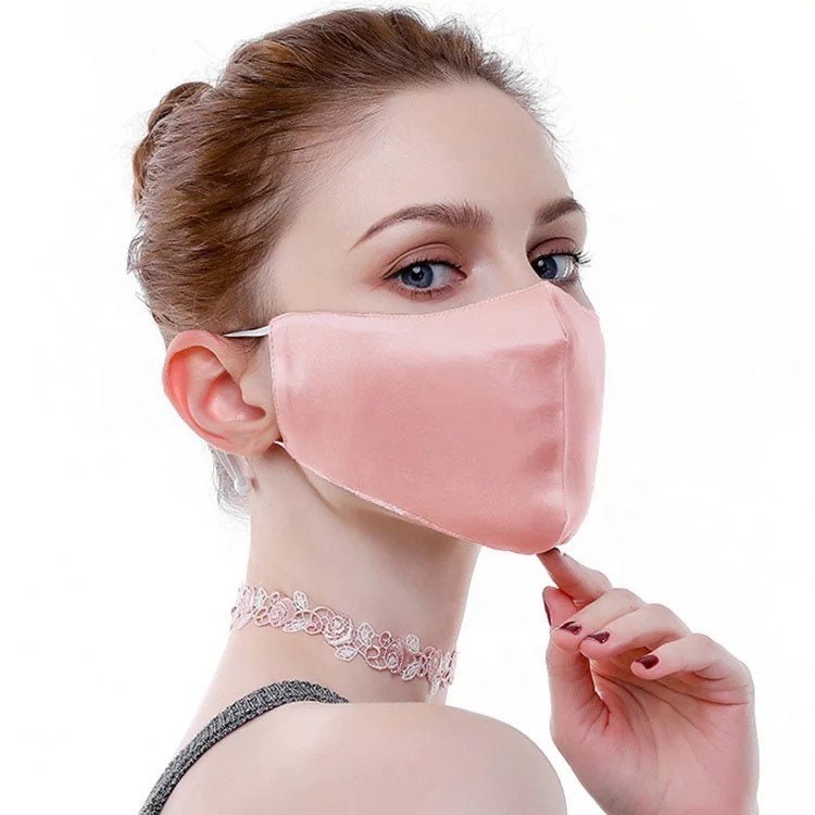 2-Lagige Gesichtsmaske Aus 100% Maulbeerseide Rose Graphique von AmerisBloomer