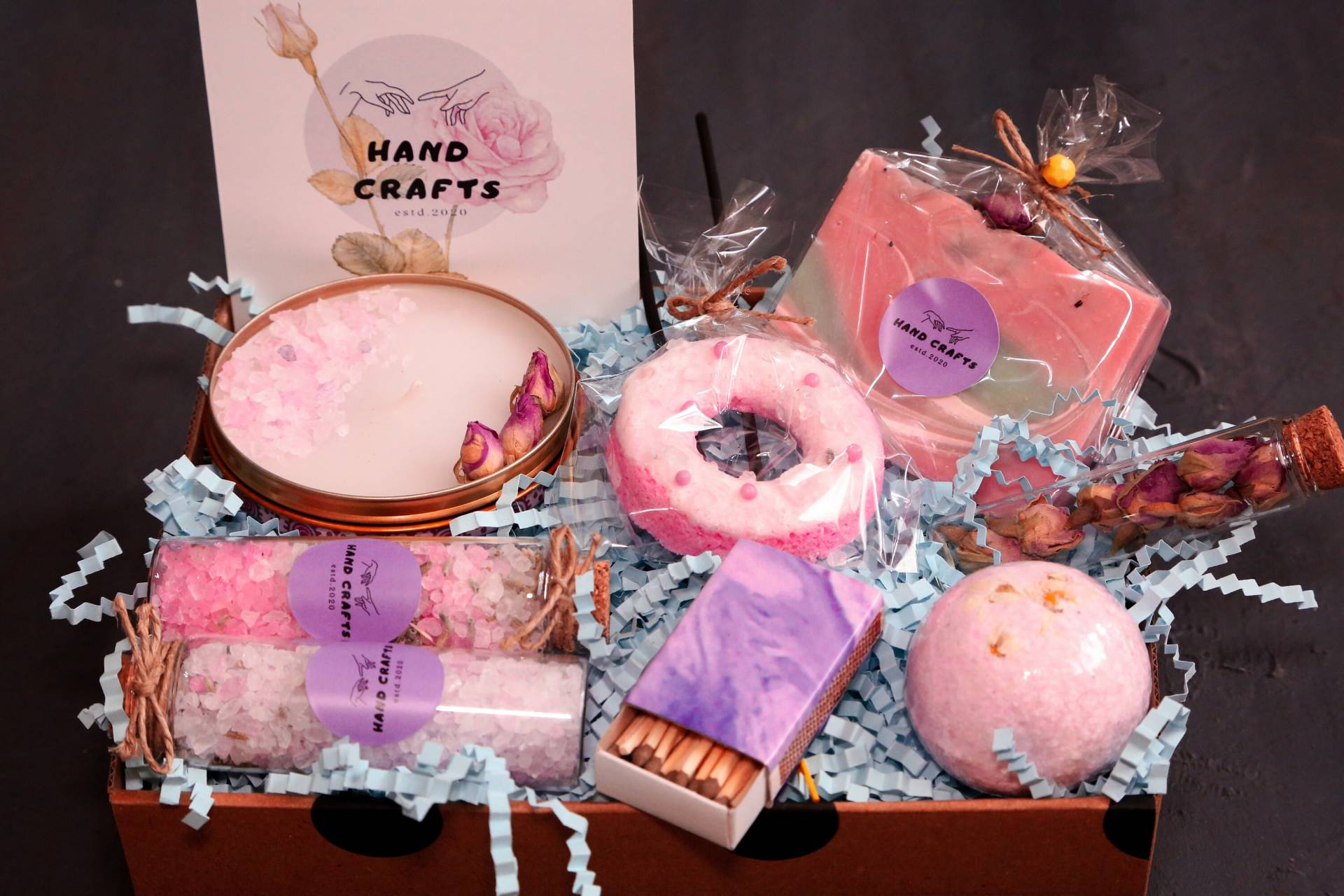 Valentinstag Spa Geschenk Set, Rose Set | Muttertagsgeschenk |Bath & Beauty Box Geschenkbox Für Frau Seifendose Selbstpflege-Geschenkbox von AnatoliasH4ndCrafts