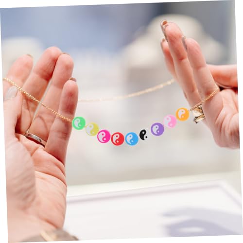 Anneome 100 Stück Taichi Polymer Clay Perlen Flache Runde Schmuckzwischenstücke Kreative Bastelperlen für DIY Armbänder Halsketten Ohrringe Weiche Tonperlen in Gemischten Farben von Anneome