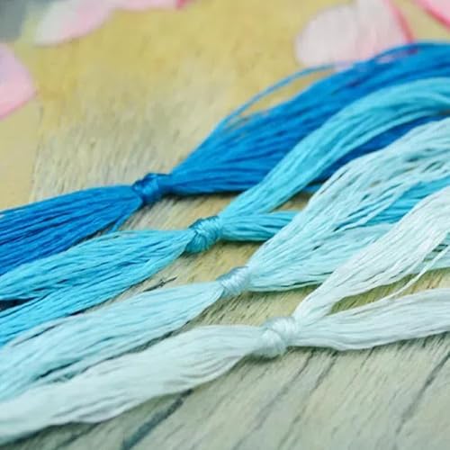 Stickgarn aus Maulbeerseide, Kreuzstichgarn, Eisblau, zum Sticken, Nähen, Knoten, 4 Stück Stickgarn aus Maulbeerseide, Kreuzstichgarn, Eisblau, zum Sticken, Nähen, Knoten, 4 Stück von Aoktorkit