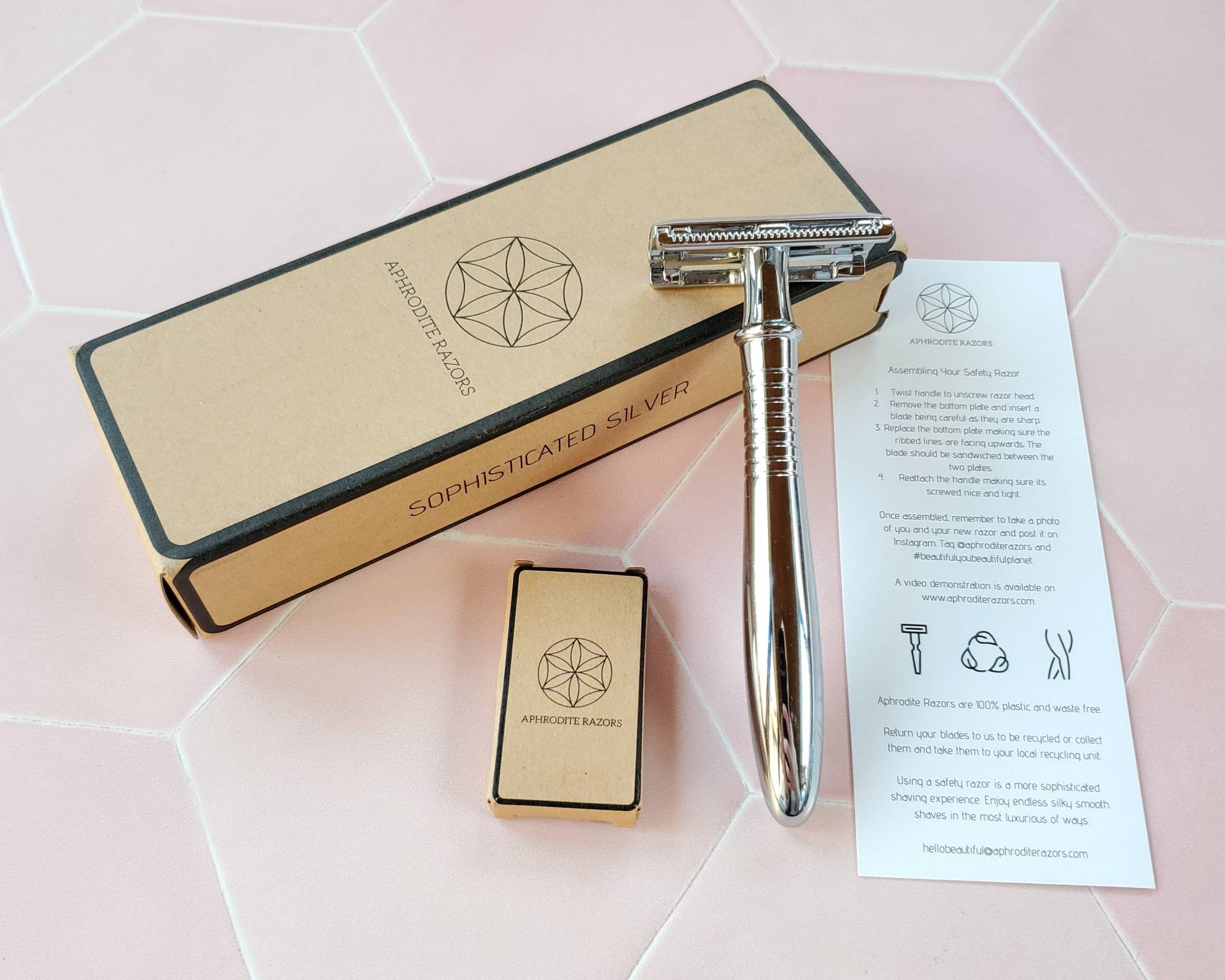 Rasierhobel + 20 Free Blades | Umweltfreundliches Geschenk Für Frauen Luxus Metall Nachhaltiges Zweikant Rasiermesser Zero Waste Rasier-| Aphrodite von AphroditeRazorsShop