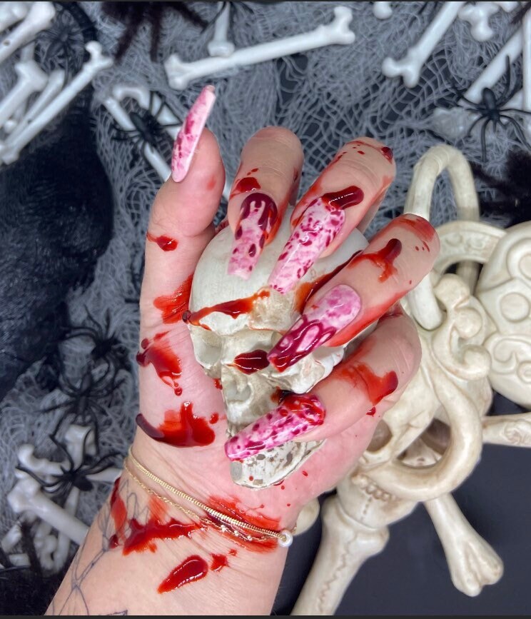 Blut Bespritzt Halloween Press On Nails von ApricusNails