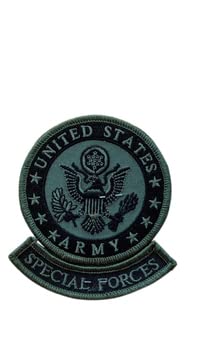 United States Army Special Forces De Oppresso Librer, Subdued Woodland/Green Patch mit Aufbügelkleber United States Army Special Forces De Oppresso Librer, Subdued Woodland/Green Patch mit Aufbügelkleber von Artisan Owl