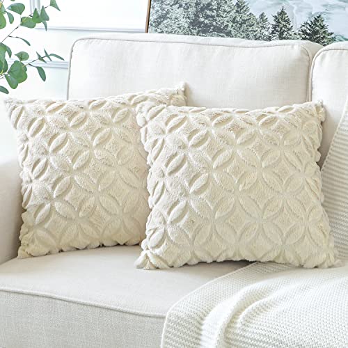 Artscope 2er-Set Sanft Plüsch Dekorativ Kissenbezüge, Kurze Wolle Samt Kissenbezug Boho Luxus Dekokissen Kissenhülle Set Kissen Fall für Sofa Auto Zuhause Schlafzimmer Dekor (Creme Beige, 50x50cm) von Artscope