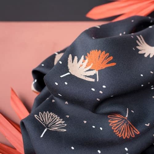 Atelier Brunette Palmetto Viskose-Stoff Challis, Marineblau, Meterware Atelier Brunette Palmetto Viskose-Stoff Challis, Marineblau, Meterware von Atelier Brunette