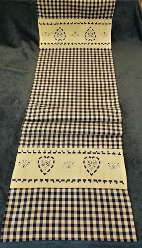 Tischläufer 40x150 Bestickt Landhaus Serie Karo-Herz blau Tischläufer 40x150 Bestickt Landhaus Serie Karo-Herz blau von Aude Home