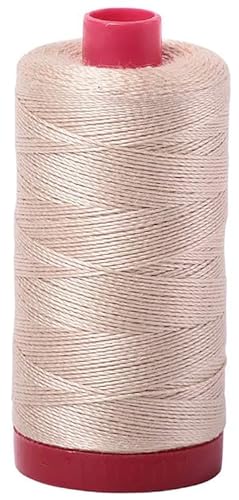 2312 Tan Aurifil Baumwolle, 12 W, große Spule 2312 Tan Aurifil Baumwolle, 12 W, große Spule von Aurifil