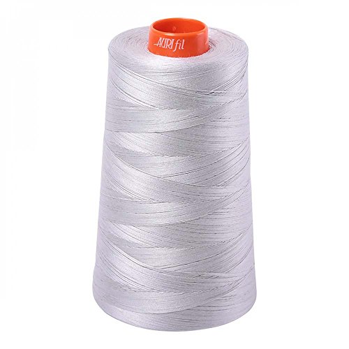 Aurifil 2615 Mako Garn aus 100 % Baumwolle, 50 W, Aluminiumkegel, 50 m Aurifil 2615 Mako Garn aus 100 % Baumwolle, 50 W, Aluminiumkegel, 50 m von Aurifil