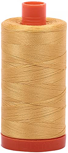 Aurifil Mako-Baumwollgarn, solide, 50 W, 1400 m, goldfarben Aurifil Mako-Baumwollgarn, solide, 50 W, 1400 m, goldfarben von Aurifil