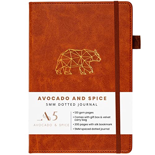 Avocado & Spice Bullet Journal Dotted A5 – Notizbuch gepunktet als Tagesplaner usw. – Notizbuch A5 Dotted mit Geschenkbox, Lesezeichen, Elastischem Band & Stifthalter, 200 Seiten (Braun, Dotted) von Avocado & Spice