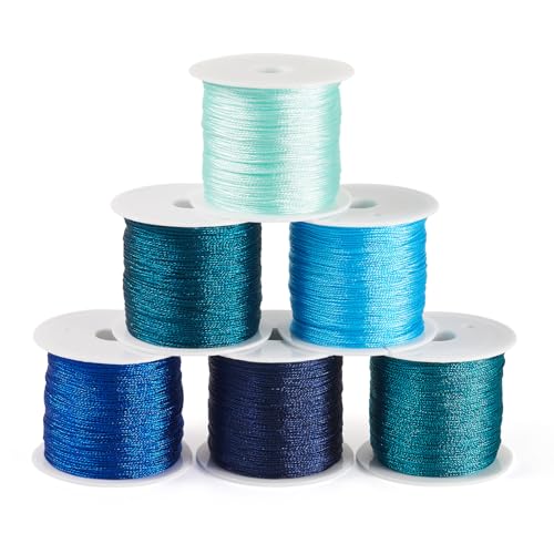 Beadthoven 6 Rollen Polyester Metallic Faden 6-lagig Makramee Schnur Armband Nähgarn 0,4mm Braid Cords zum Sticken Nähen Freundschaftsarmbänder Herstellung Blau Beadthoven 6 Rollen Polyester Metallic Faden 6-lagig Makramee Schnur Armband Nähgarn 0,4mm Braid Cords zum Sticken Nähen Freundschaftsarmbänder Herstellung Blau von BB Beadthoven