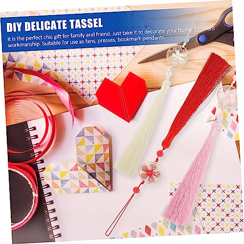 BEBEMOKO 3 Stück Teiliges Quasten Blumenanhänger Lesezeichen Quasten mit Hoher Abriebfestigkeit Vielseitige DIY Dekoration für Fans Schmuck Wohnkultur Hellrosa Rot und Cremefarben BEBEMOKO 3 Stück Teiliges Quasten Blumenanhänger Lesezeichen Quasten mit Hoher Abriebfestigkeit Vielseitige DIY Dekoration für Fans Schmuck Wohnkultur Hellrosa Rot und Cremefarben von BEBEMOKO