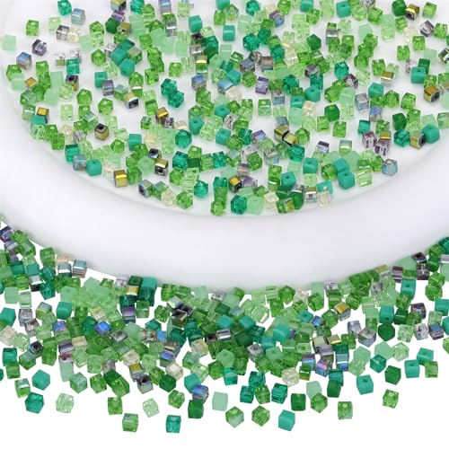 BEEFLYING 200 Stück 3 mm Würfel-Kristallglasperlen für die Schmuckherstellung, quadratische Glas-Abstandsperlen für Armbänder, Halsketten, Ohrringe, Bastelarbeiten, Heimdekoration (grün) von BEEFLYING